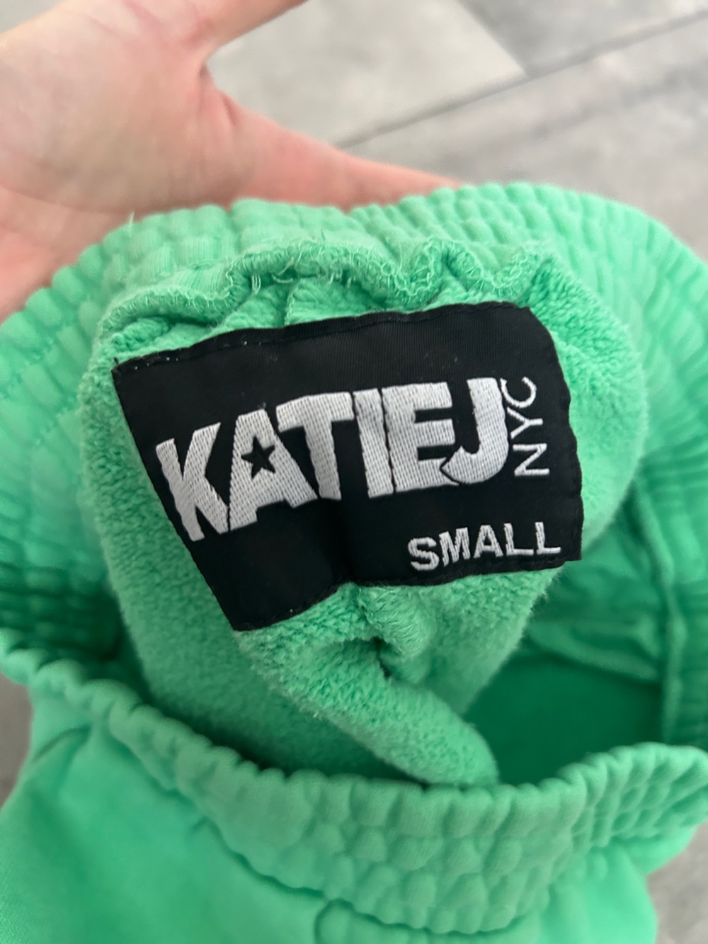 Katie J NYC green hoodie and shorts sweatshirt set Small/Large - Picture 5 of 11